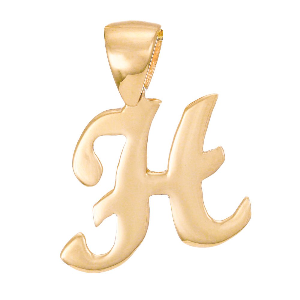 Echoes of Classic Refinement 14 Carat Yellow Gold Pendant For Generations to Come