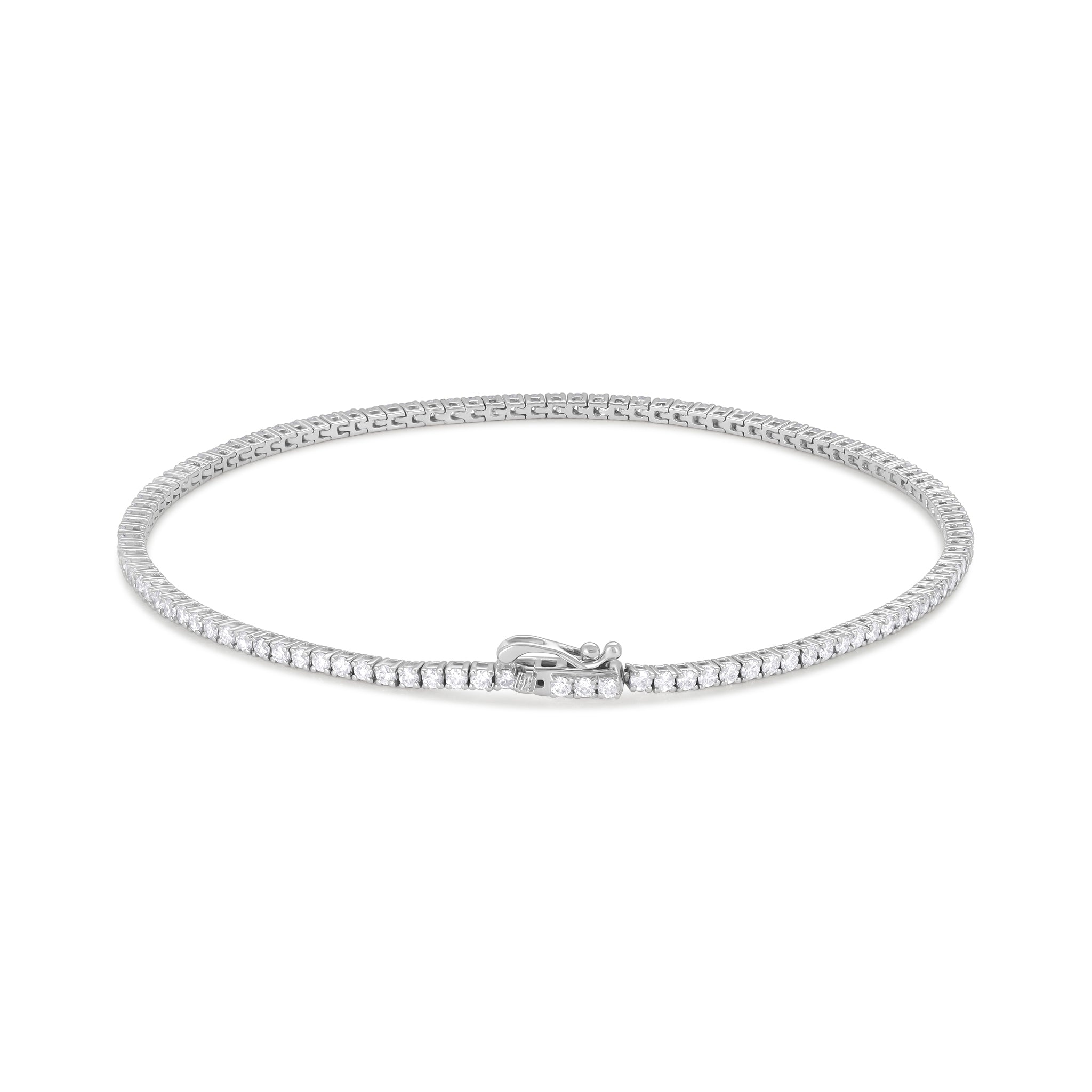 Flawlessly Sophisticated 18 Carat White Gold Bracelet A Reflection of Life’s Precious Moments