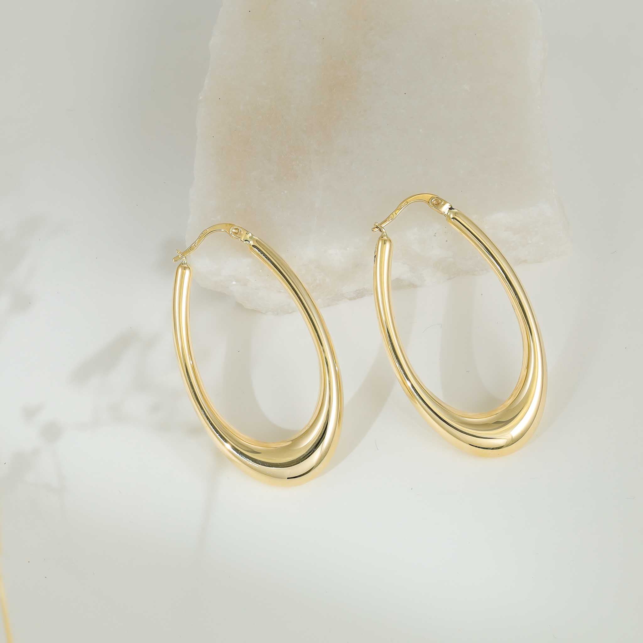 Inspired by Romantic Traditions 9 Carat Gold Earrings A Reflection of Life’s Precious Moments