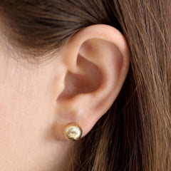 Exquisitely Crafted 9 Carat Gold Earrings A Timeless Treasure to Pass Down