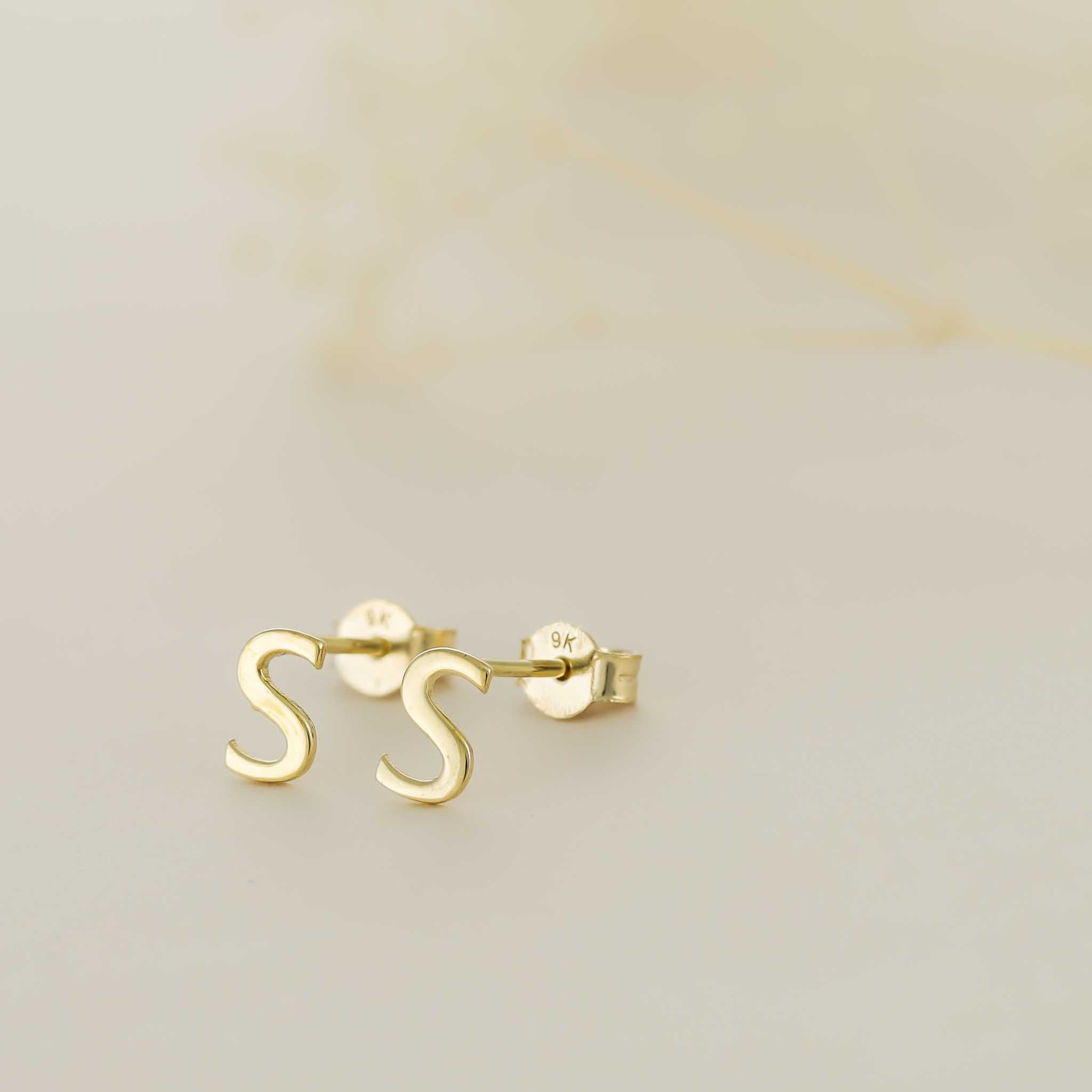 Effortlessly Timeless 9 Carat Gold Earrings A Statement of Grace and Beauty