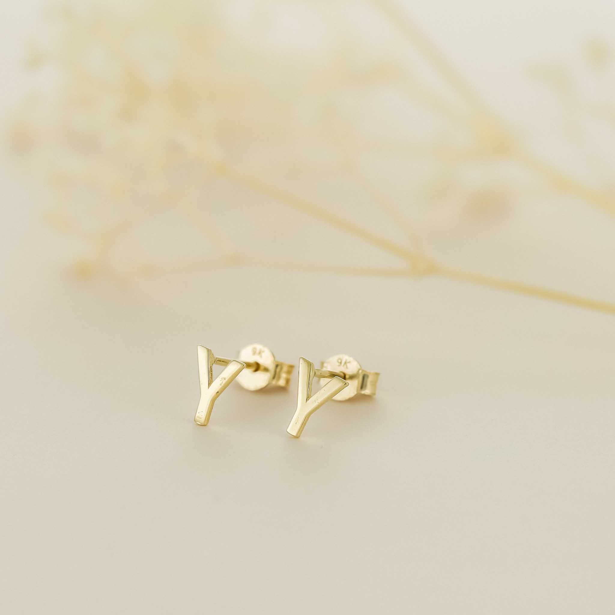 Chic and Sleek 9 Carat Gold Earrings To Be Treasured Always