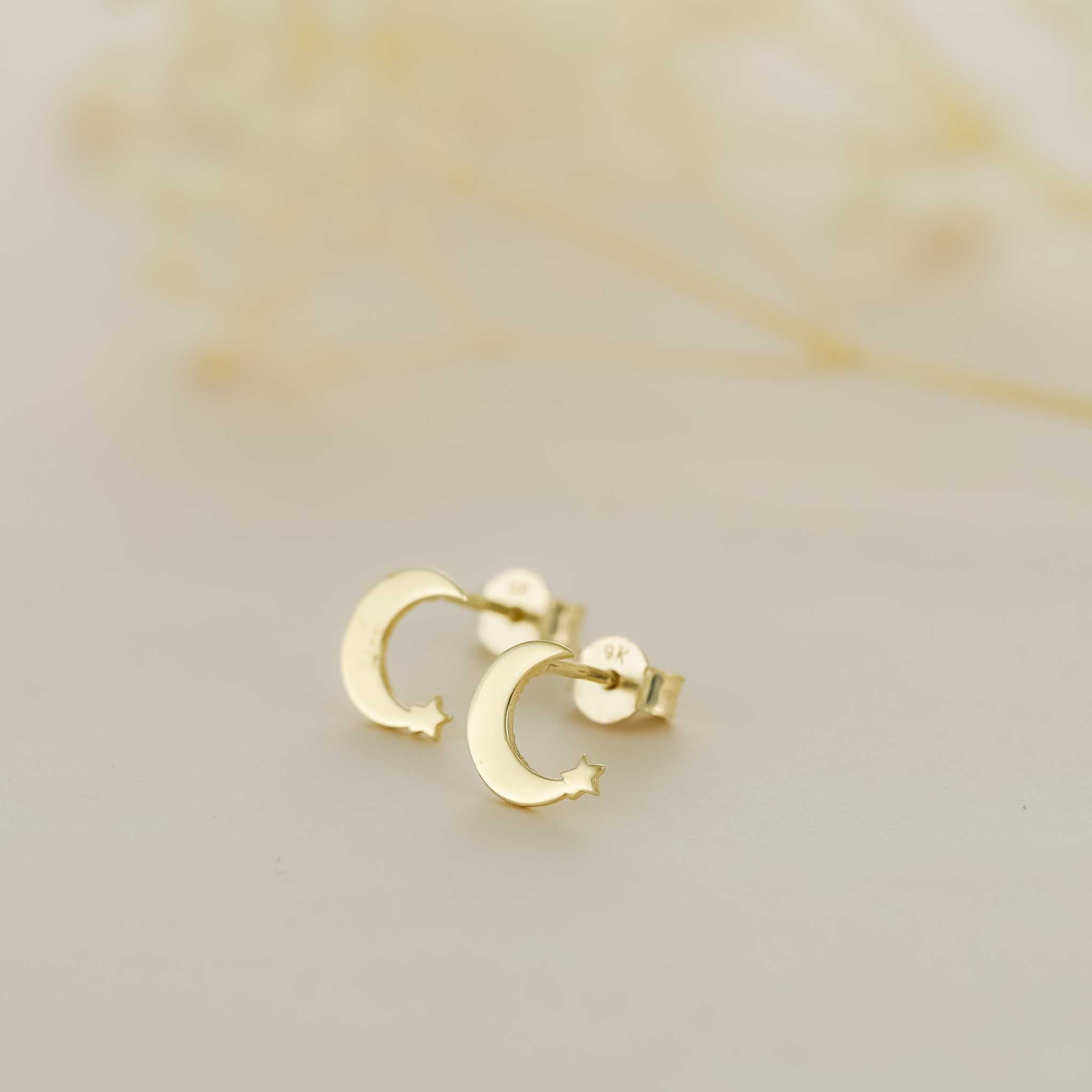 Designed to Embody Unparalleled Beauty 9 Carat Gold Earrings For Those Who Appreciate True Elegance