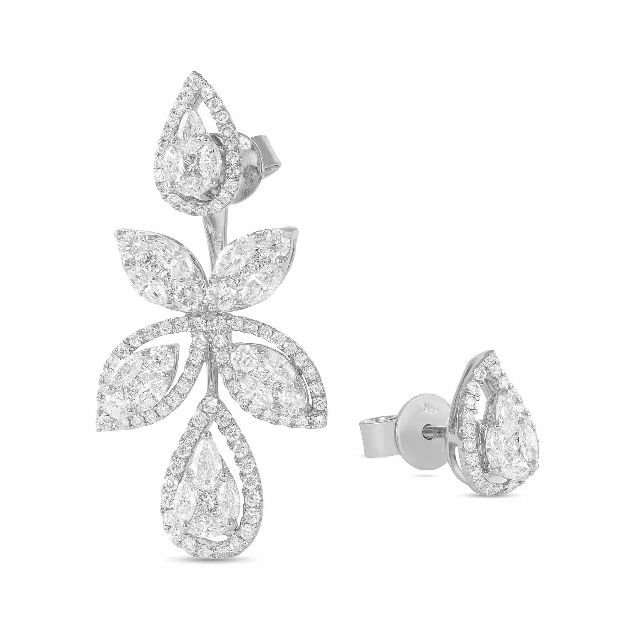 Echoing the Classics 18 Carat White Gold Earrings Celebrating Timeless Traditions