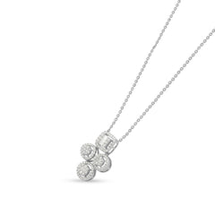 Effortlessly Timeless 18 Carat White Gold Necklace A Reflection of Timeless Beauty