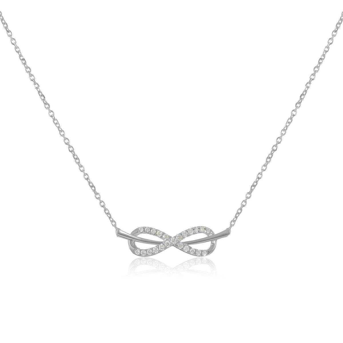 An Icon of Beauty 18 Carat White Gold Necklace A Jewel to Treasure Forever