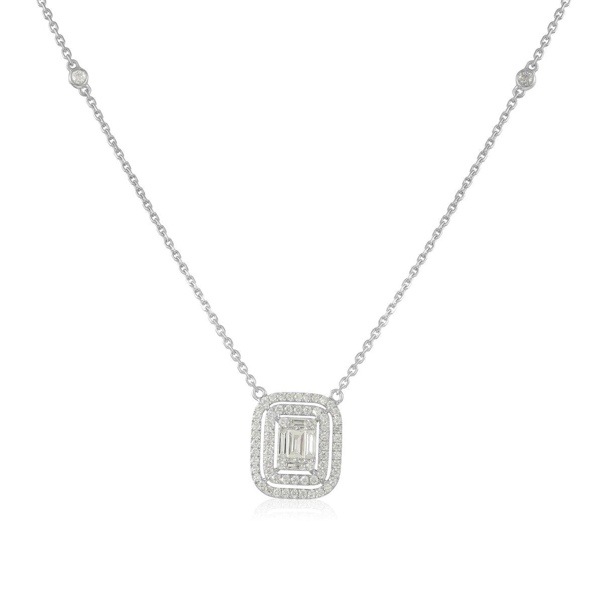 Sculpted for Life’s Special Moments 18 Carat White Gold Necklace For Timeless Love and Elegance