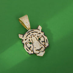 Unveiling the Art of True Elegance 9 Carat Gold Pendant Radiance Captured in Every Detail