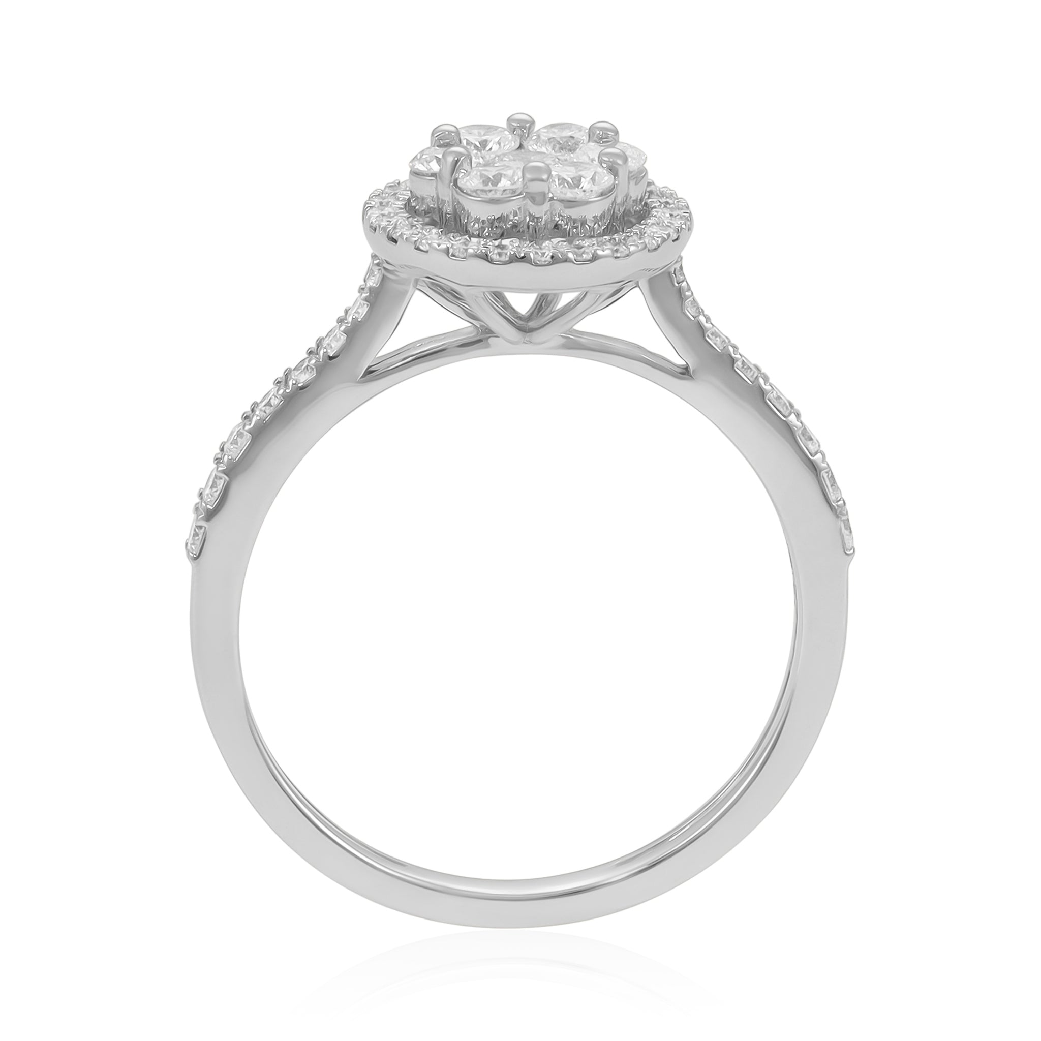 The Heart of Sophistication 18 Carat White Gold Ring An Emblem of Pure Refinement