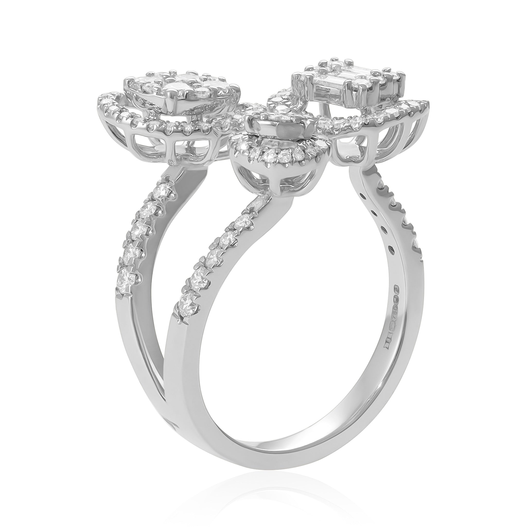 Reflecting the Beauty of Simplicity 18 Carat White Gold Ring For Life’s Unforgettable Moments