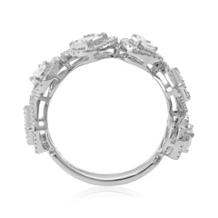 Elegant 18 Carat White Gold Ring A Jewel to Treasure Forever