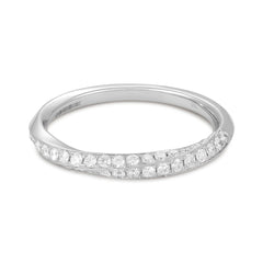 Timelessly Refined 18 Carat White Gold Ring A Tribute to Your Personal Style