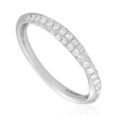 Timelessly Refined 18 Carat White Gold Ring A Tribute to Your Personal Style