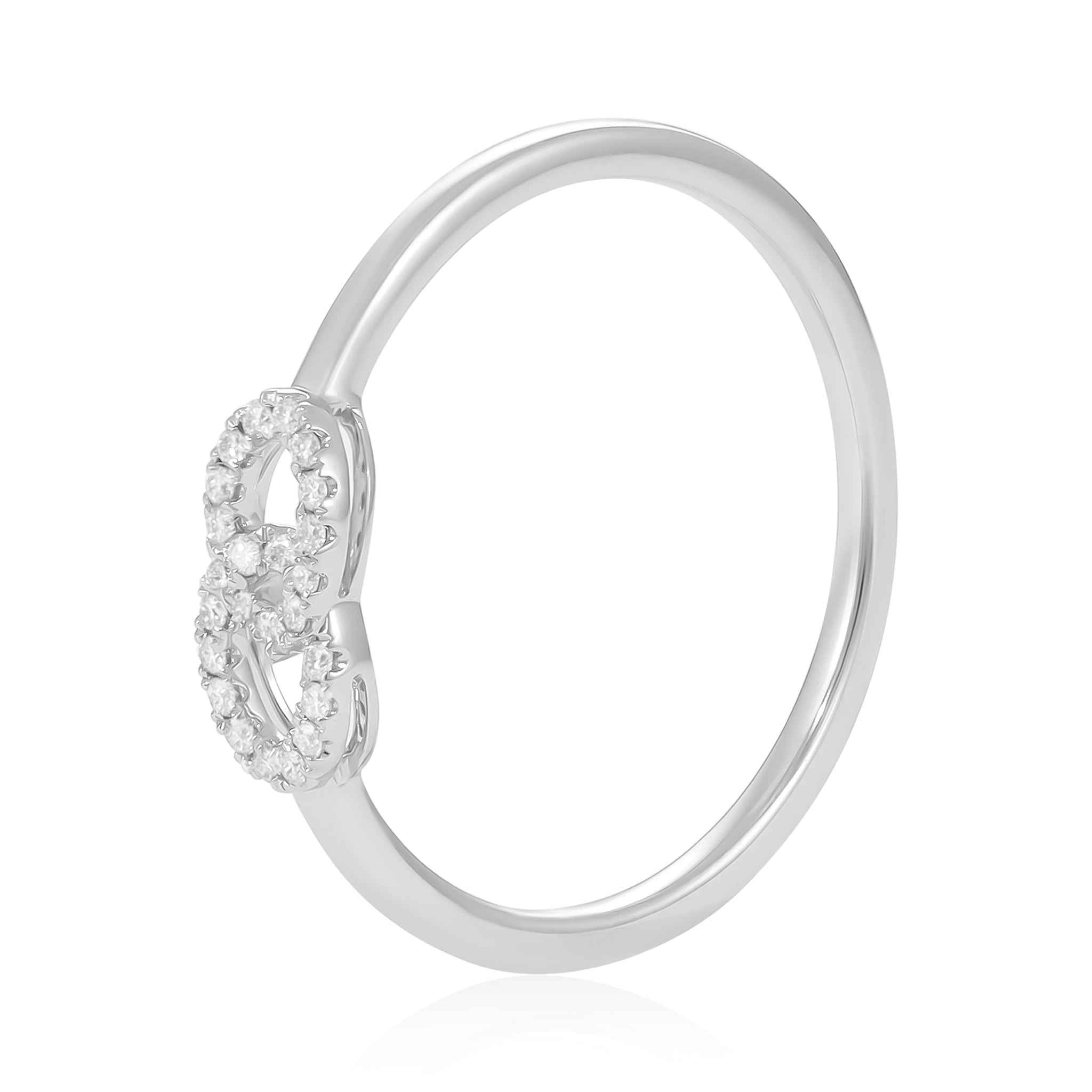 Endlessly Captivating 18 Carat White Gold Ring A Statement of Modern Elegance